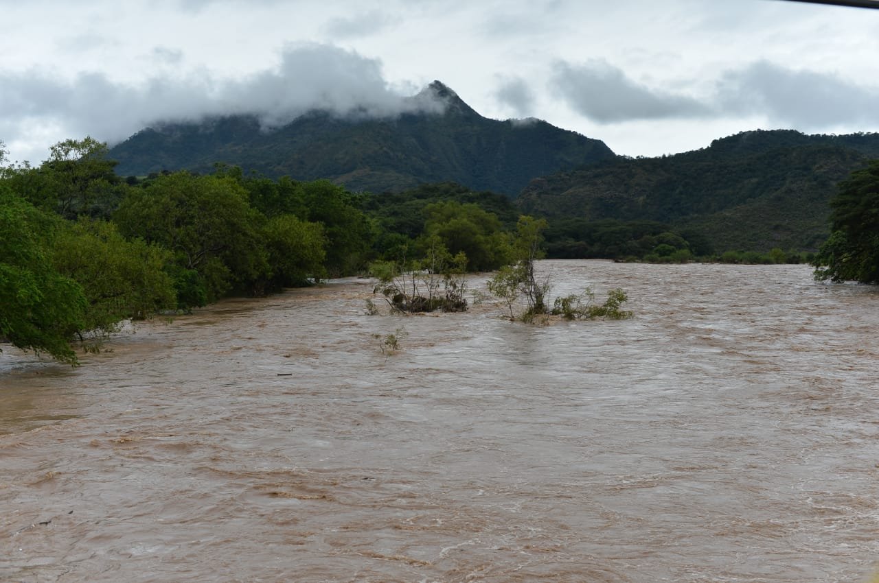 Caudal Rio Lempa por huracan Iota
