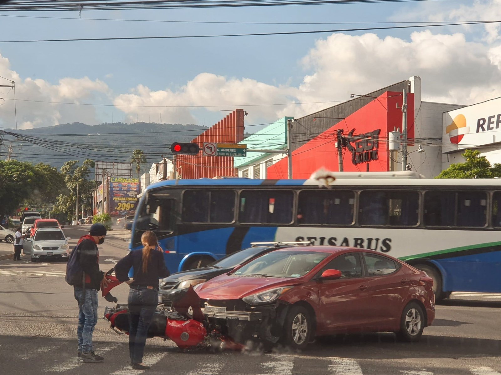 Accidente saliendo de la San Francisco