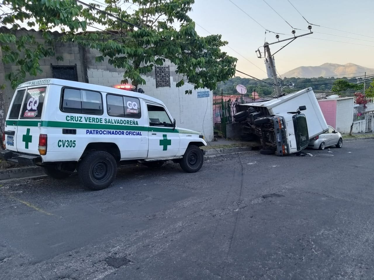 accidente  sobre la Santísima Trinidad 2 de Ayutuxtepeque.